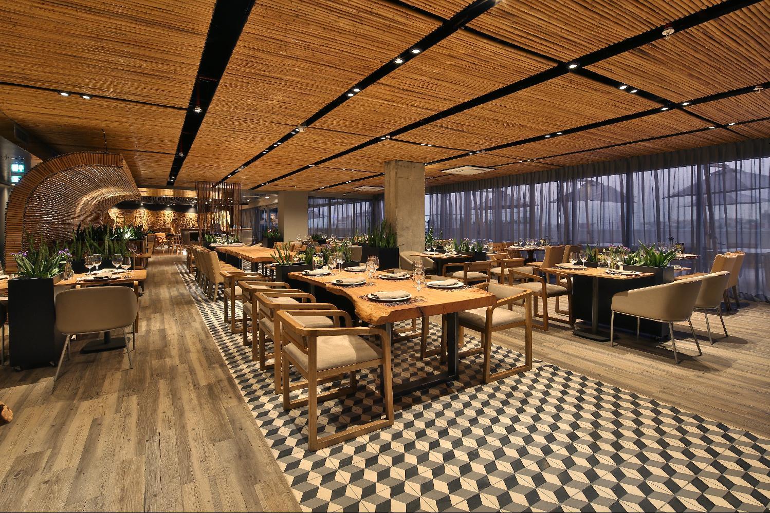 Hotel Movich Buro 51 Barranquilla  Exterior foto Restaurant interior